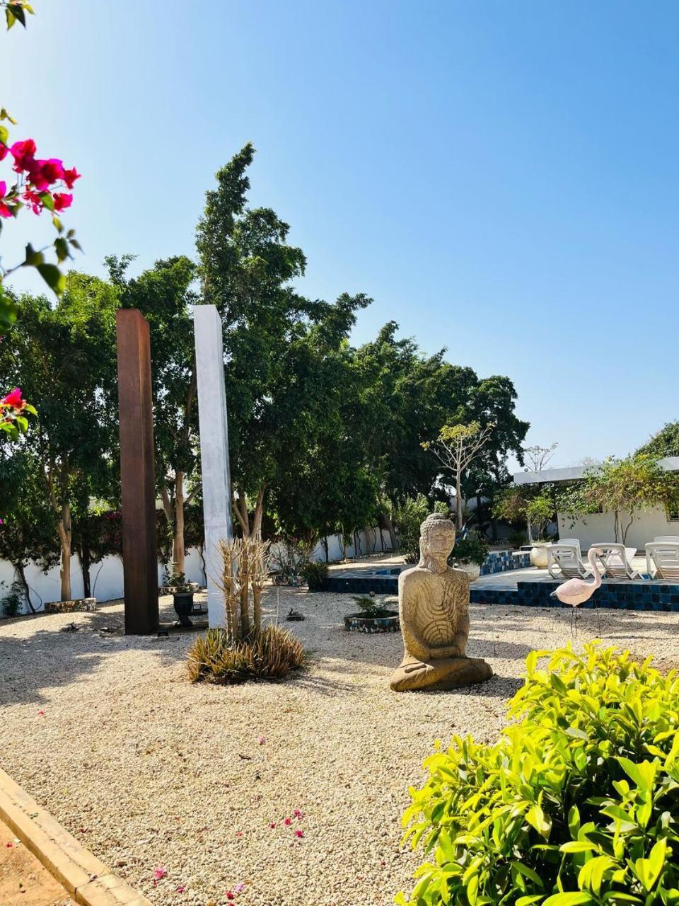 Hotel Keur de Pierre à Saly Portudal Extérieur photo
